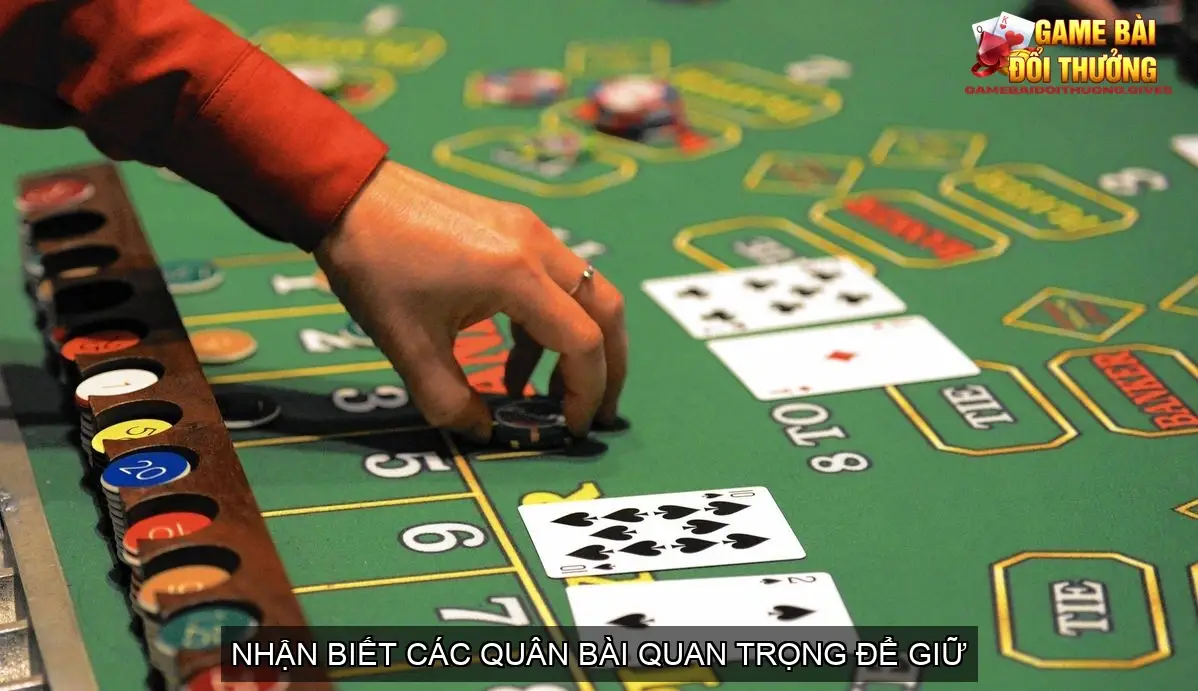 Cách bỏ quân tứ sắc hợp lý khi chơi bài tứ sắc - Bí quyết tối ưu để chiến thắng 3 Nhận biết các quân bài quan trọng để giữ